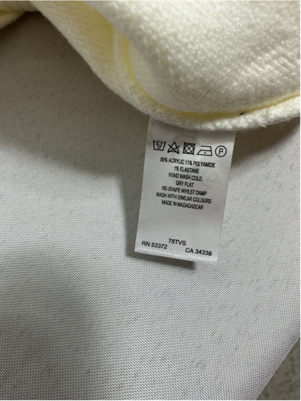 Womans Excellent Cond. French Connection Long Sleeve pullover Sweater XL Cream - Picture 4 of 5